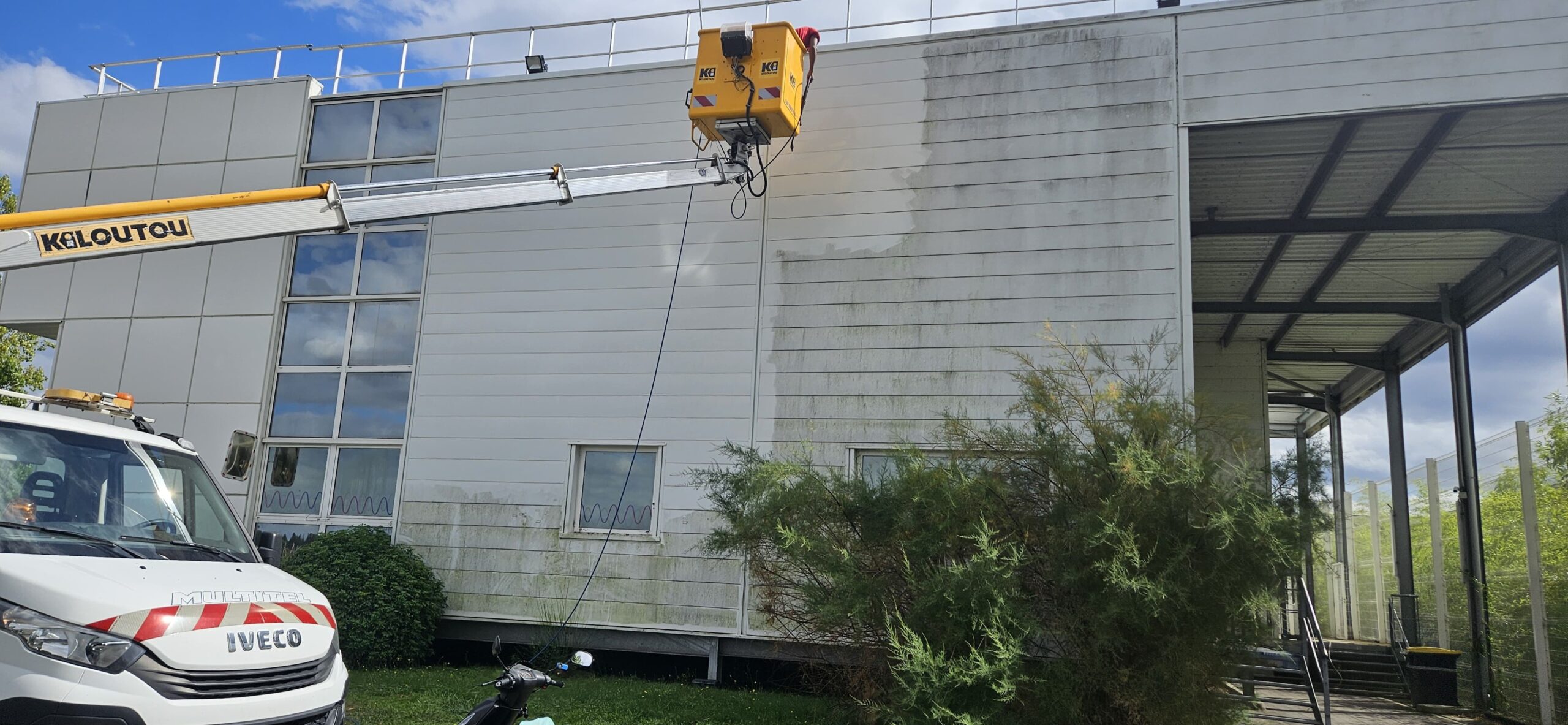 WhatsApp Image 2025-10-22 at 15.15.38